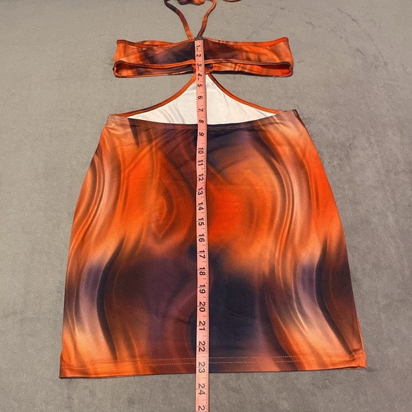 Dress - Picture 5 of 5